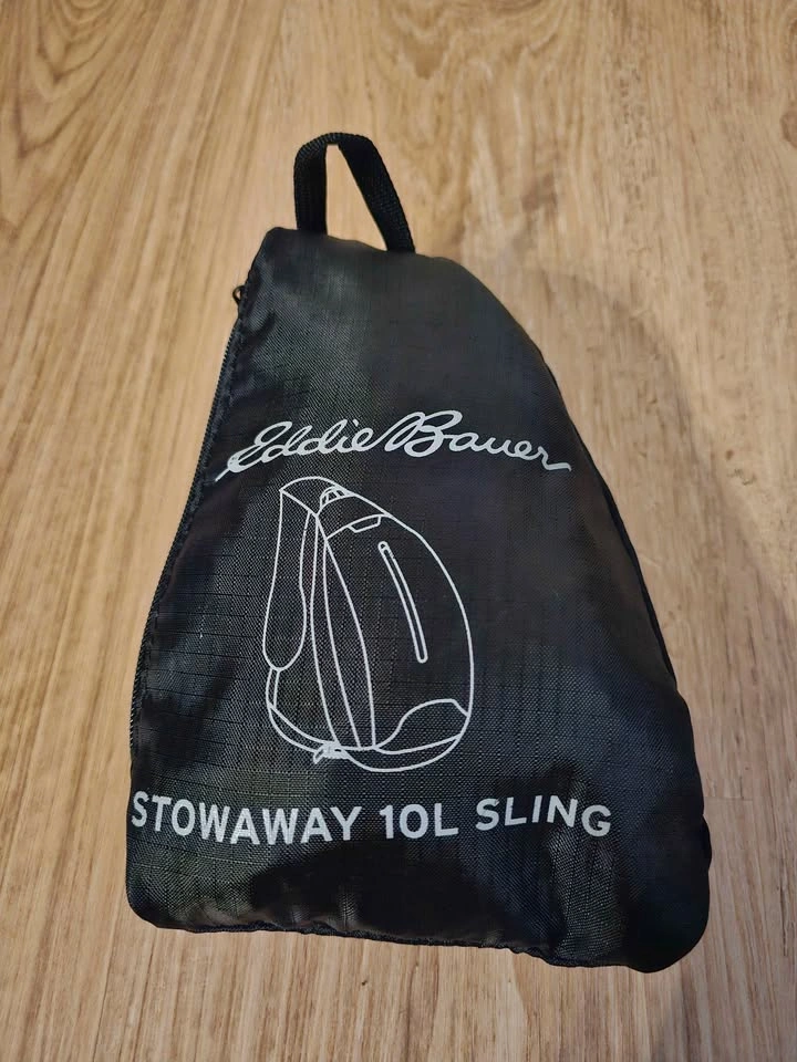 Eddie Bauer stowaway 10L sling - photo 3