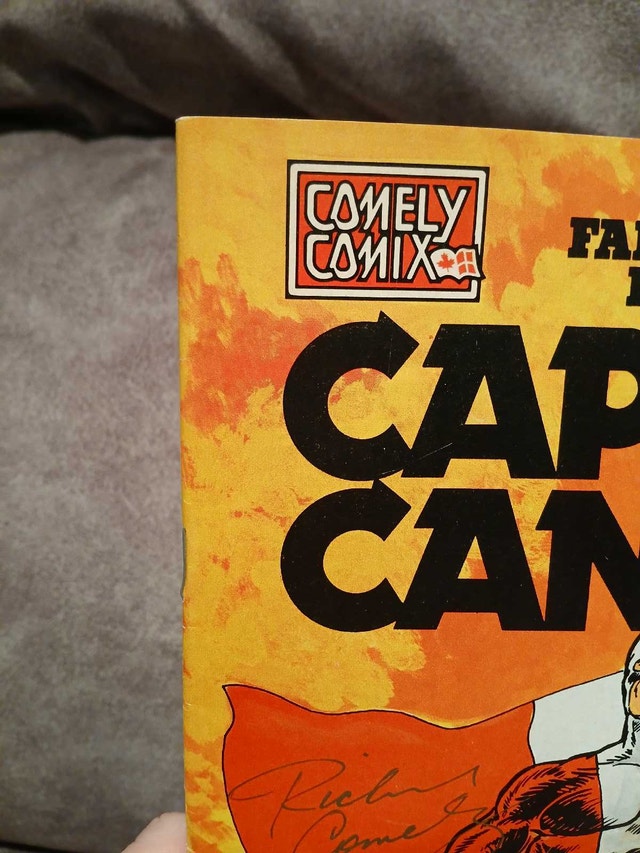 Signed Captain Canuck First Issue: Near Mint Condition - photo 4