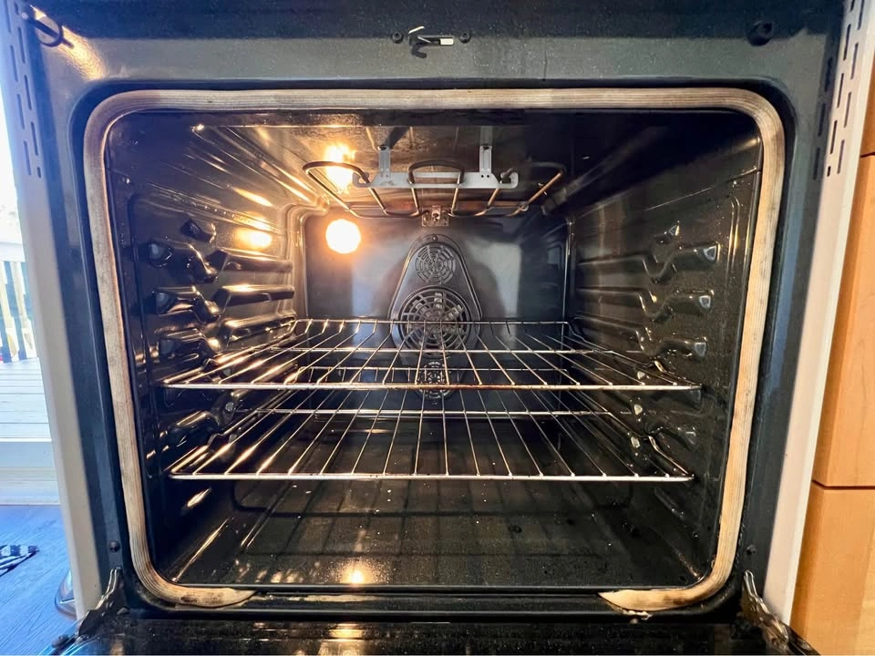 Samsung 30” Electric Convection Range, 5.9 cu. ft., Fully Workin - photo 5
