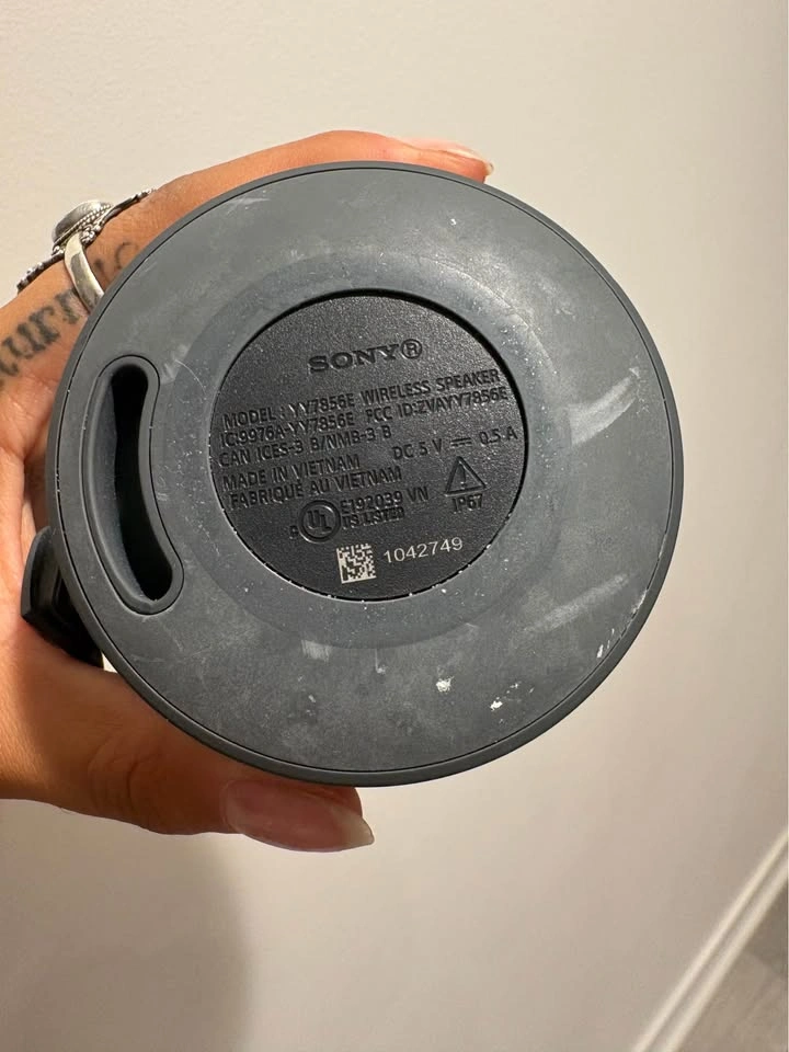 Sony waterproof bluetooth speaker - photo 5