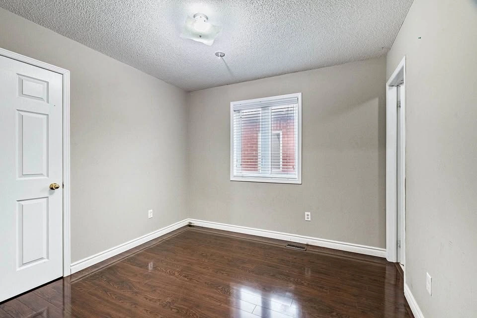 Private room for rent