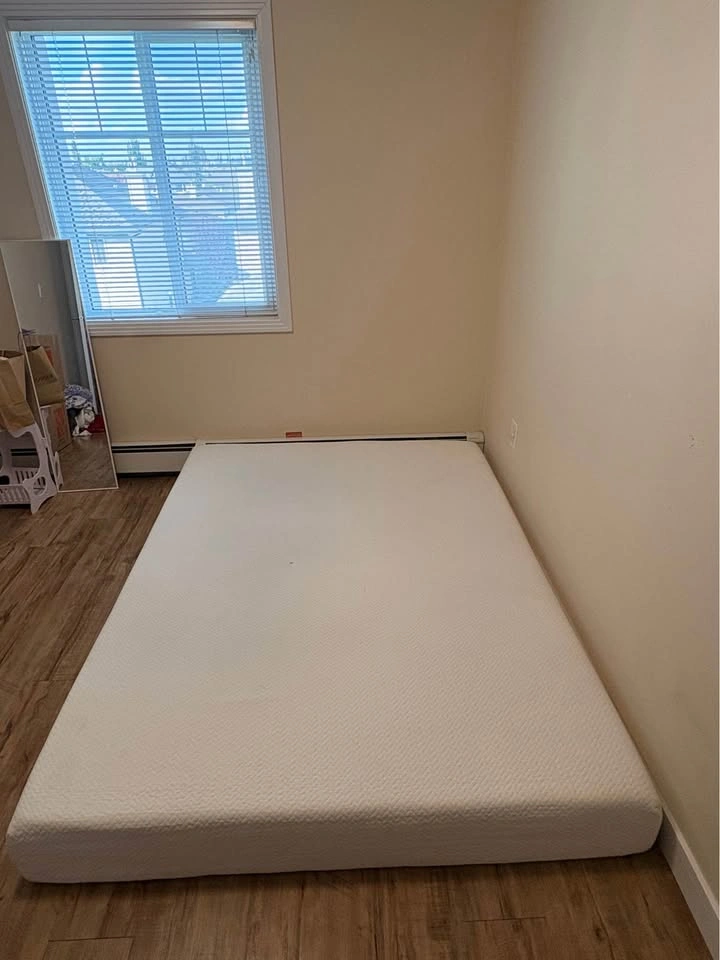 Standard Queen mattress - photo 2