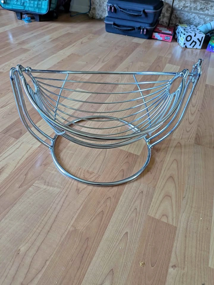 Chrome Wire Fruit Basket