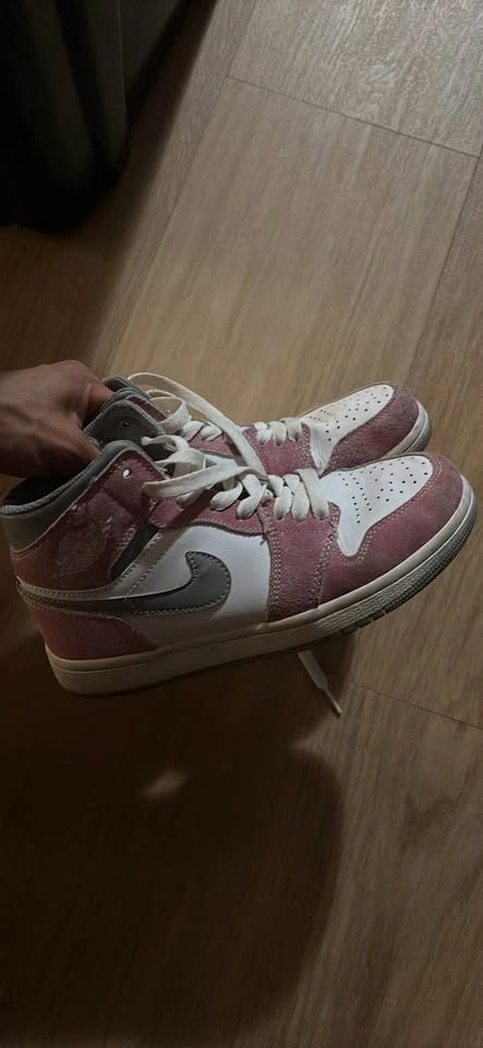 Jordan Pink Size 6.5W - photo 2