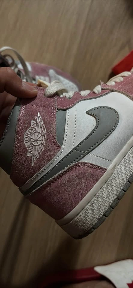 Jordan Pink Size 6.5W - photo 3