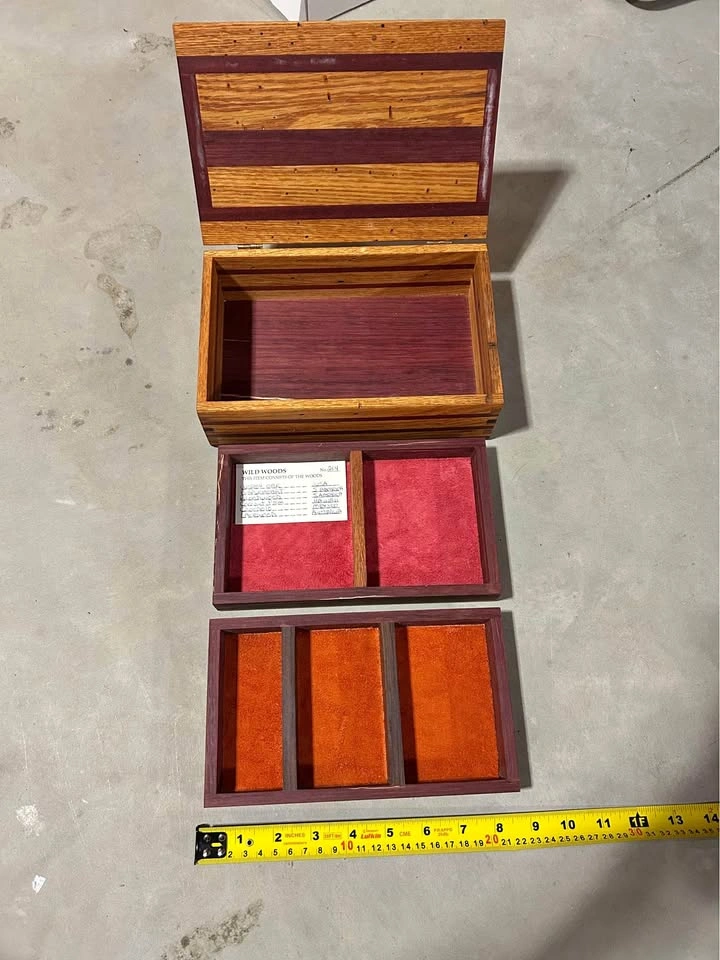Hand Crafted Wood Box (3/3)