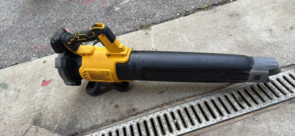 Dewalt 20v blower image indicator(2)