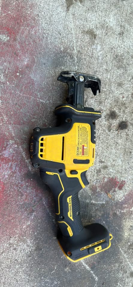 Dewalt hack saw - photo 3