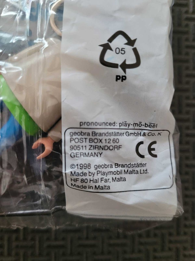 Vintage Playmobil Man With Blue Berret Keychain - photo 4