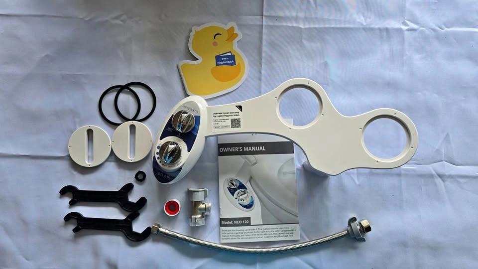 LUXE Self-cleaning Bidet Attachment