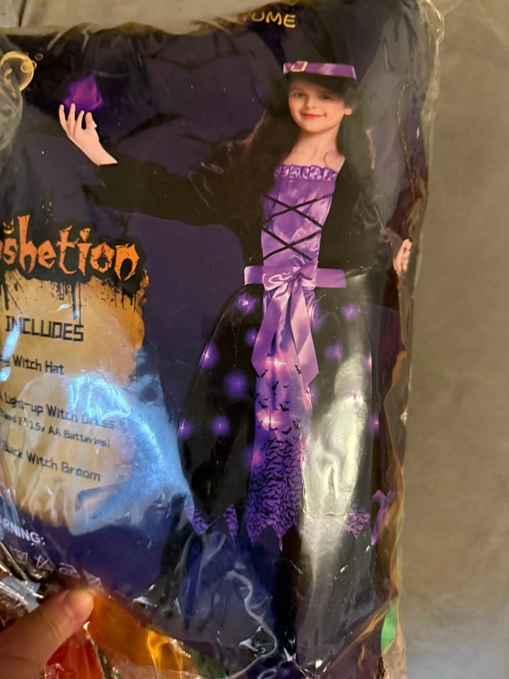Light up Witch costume small - photo 3