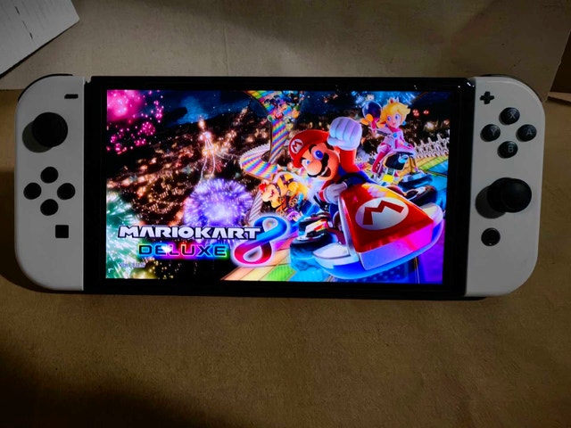 Nintendo Switch OLED Model - photo 2