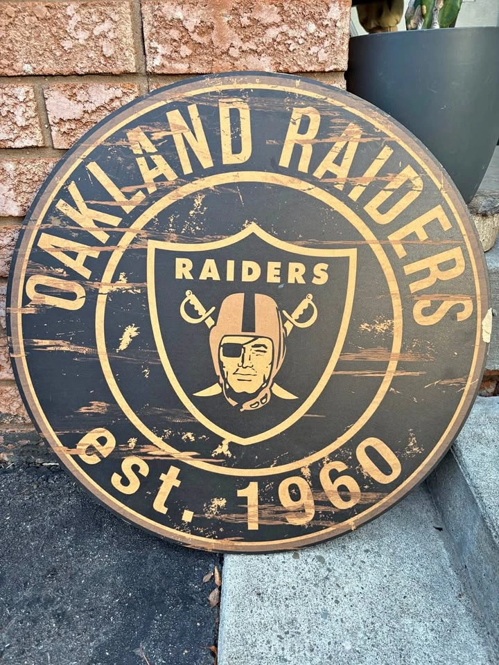 Oakland Raiders Wooden Wall Sign
