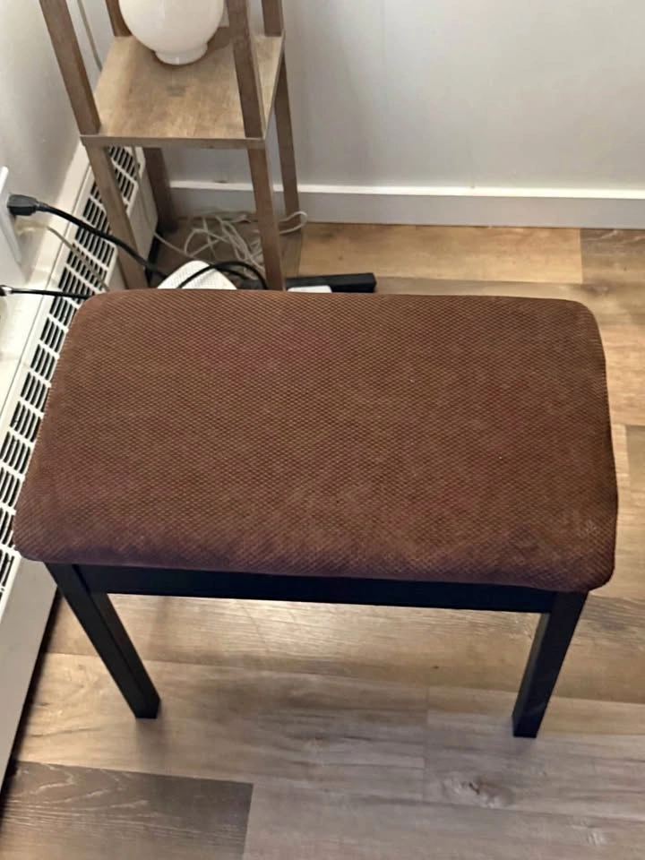 Piano / Keyboard Bench – 57 × 34 × 49 cm
