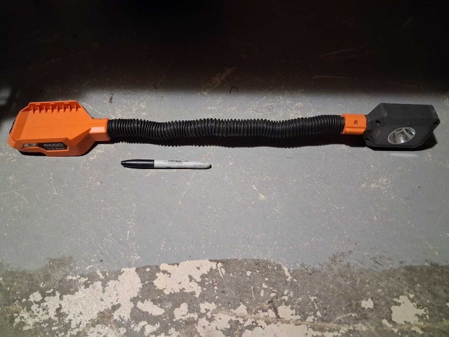RIDGID 18 volt Flexible LED Worklight - photo 2