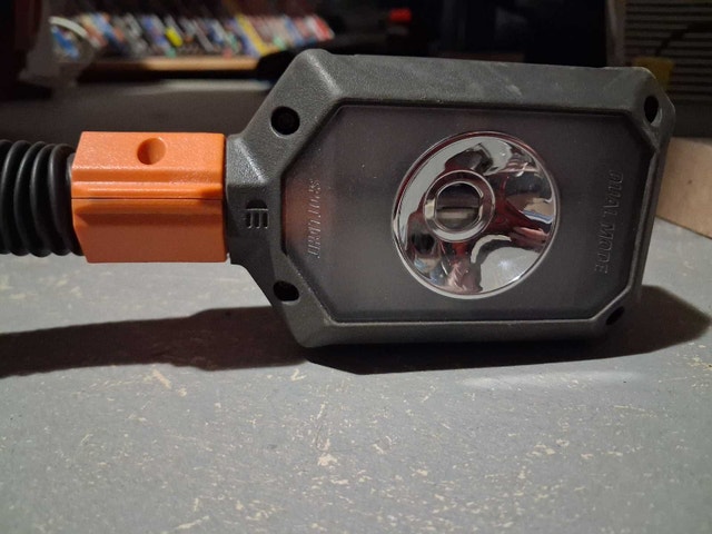 RIDGID 18 volt Flexible LED Worklight - photo 4