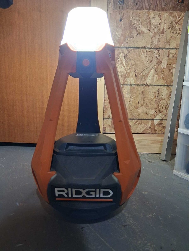 Ridgid 18V/120V Wobble Work Light