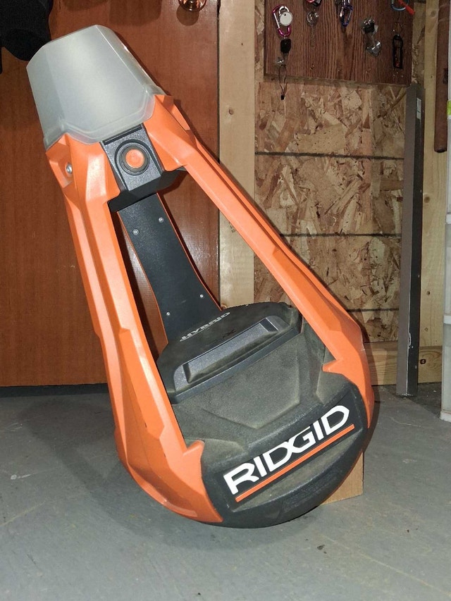 Ridgid 18V/120V Wobble Work Light - photo 2