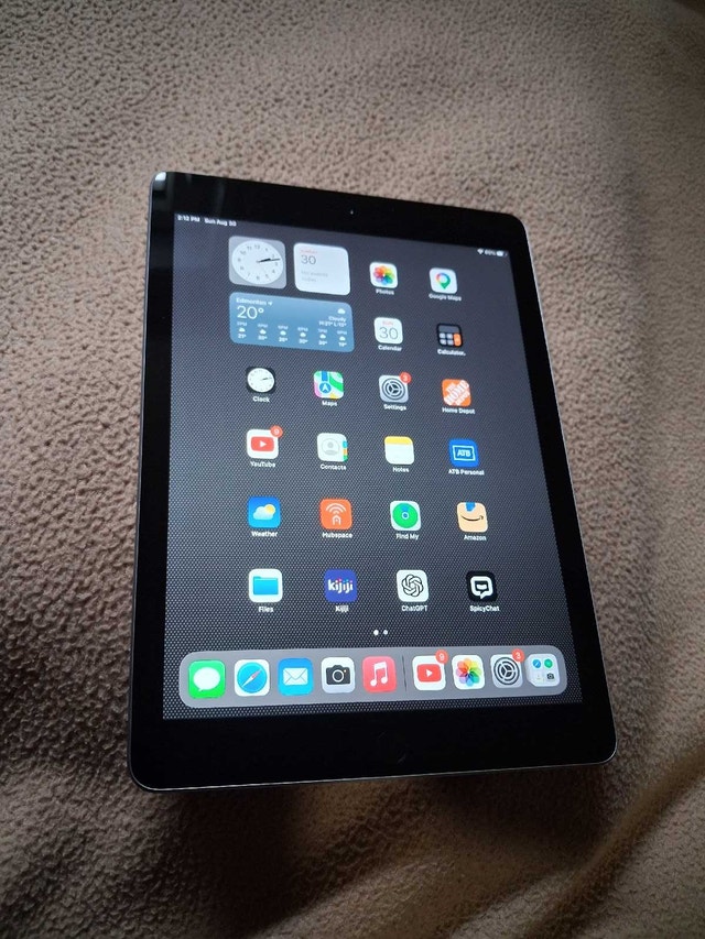 Apple iPad 5th gen Wi-Fi + LTE (cellular)