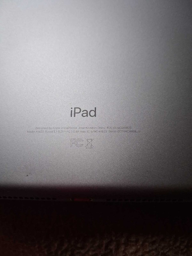 Apple iPad 5th gen Wi-Fi + LTE (cellular) - photo 5