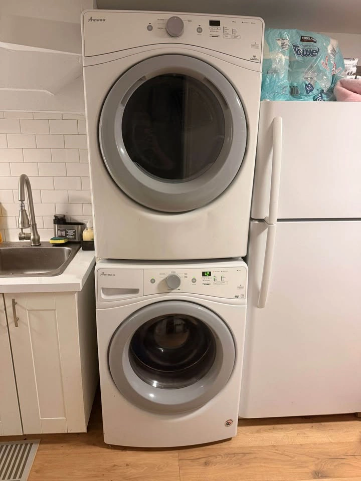 Amana Stackable Washer and Dryer Set - photo 2