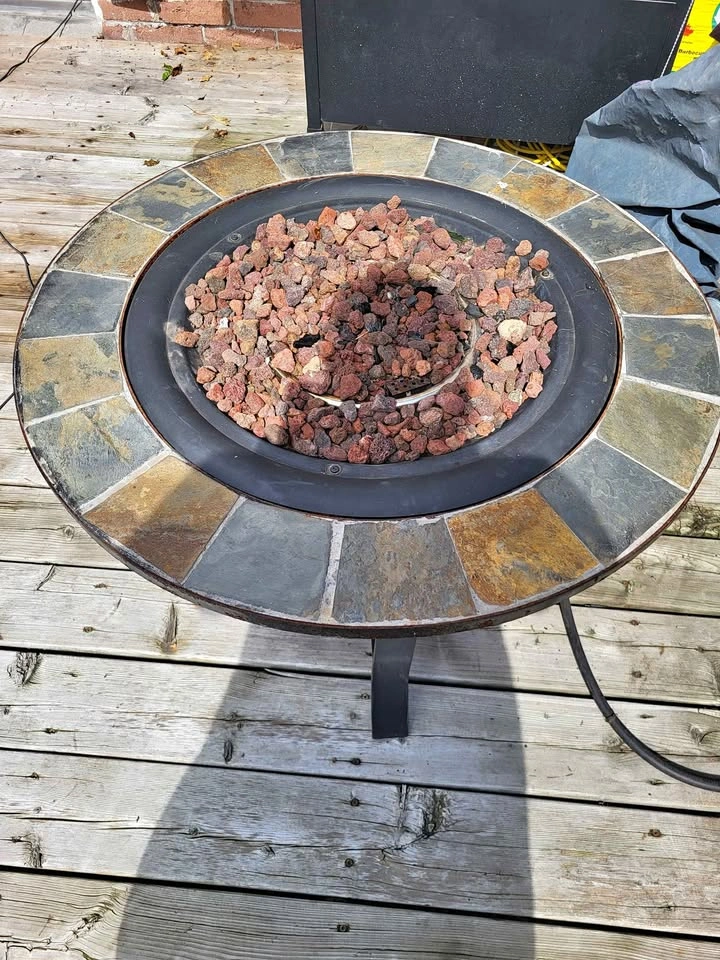 Propane fire pit