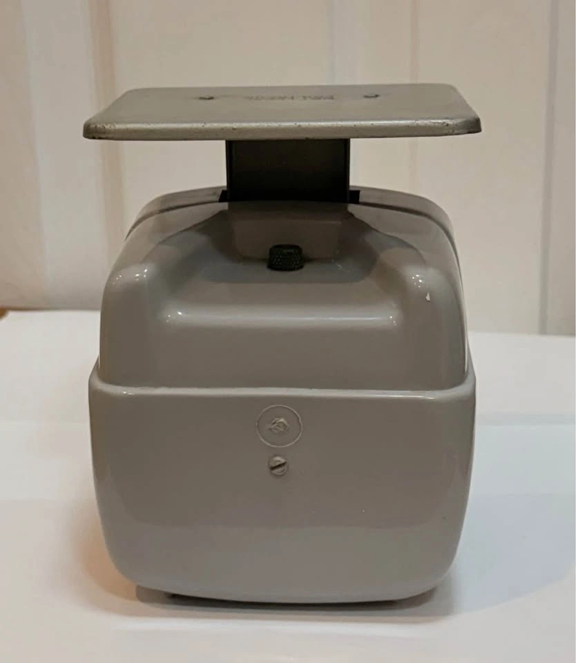Vintage 1955 PELOUZE Postal Scale Model Z-5, Evanston Illinois - photo 3