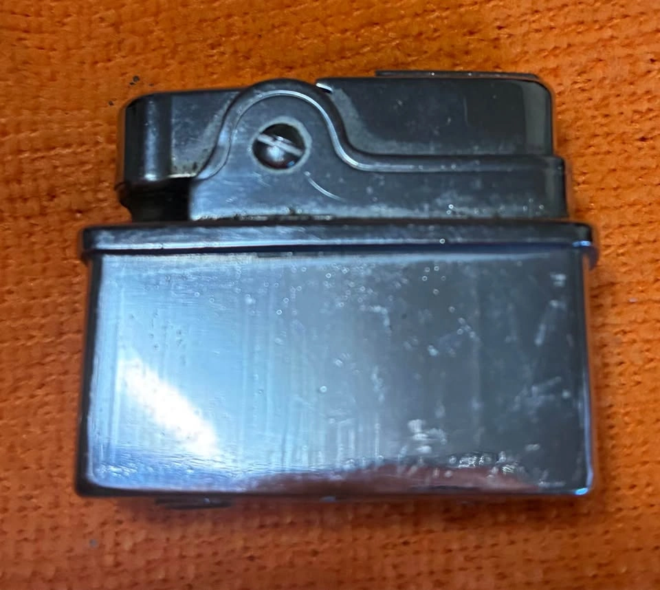 RARE Vintage 1950s CROWN Musical Pocket Lighter - photo 4