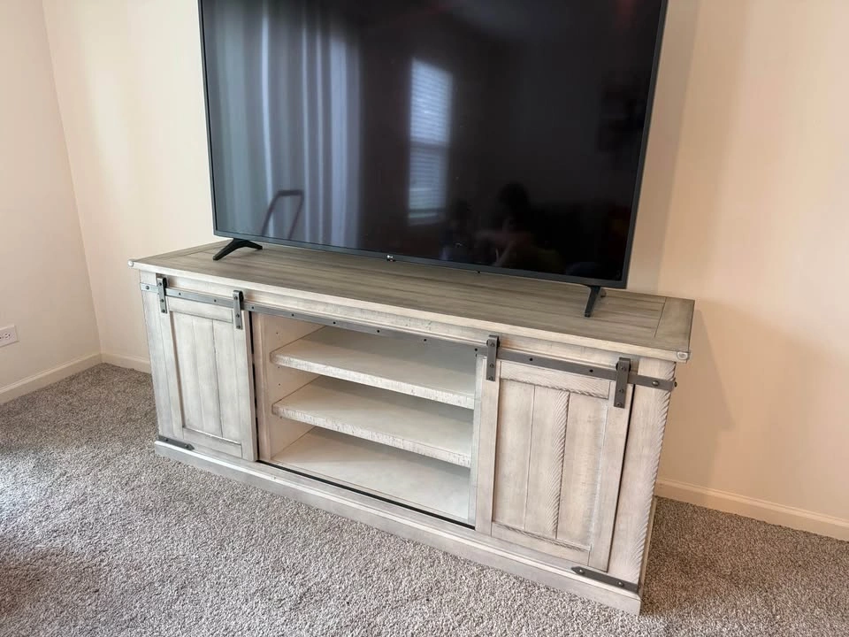 Ashley 70” Solid Wood Farmhouse Barn Door TV Stand - photo 2