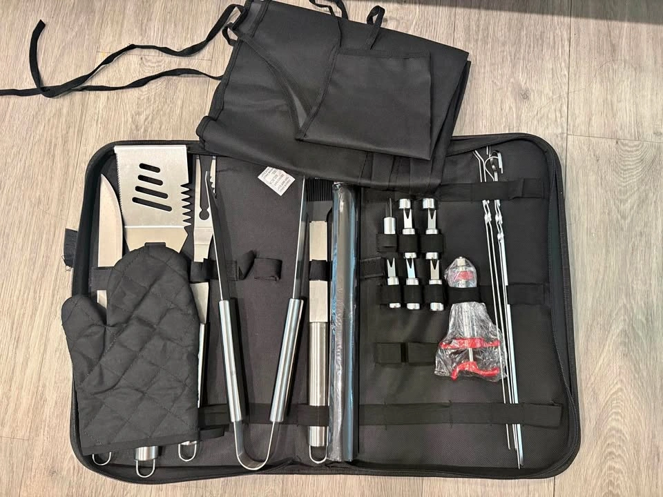 Complete BBQ Grill Tool Set with Carrying Case – Like New