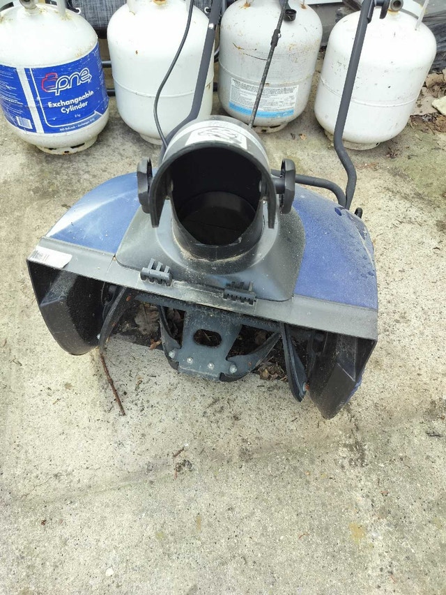 Snow Joe Ultra Electric Snow Blower