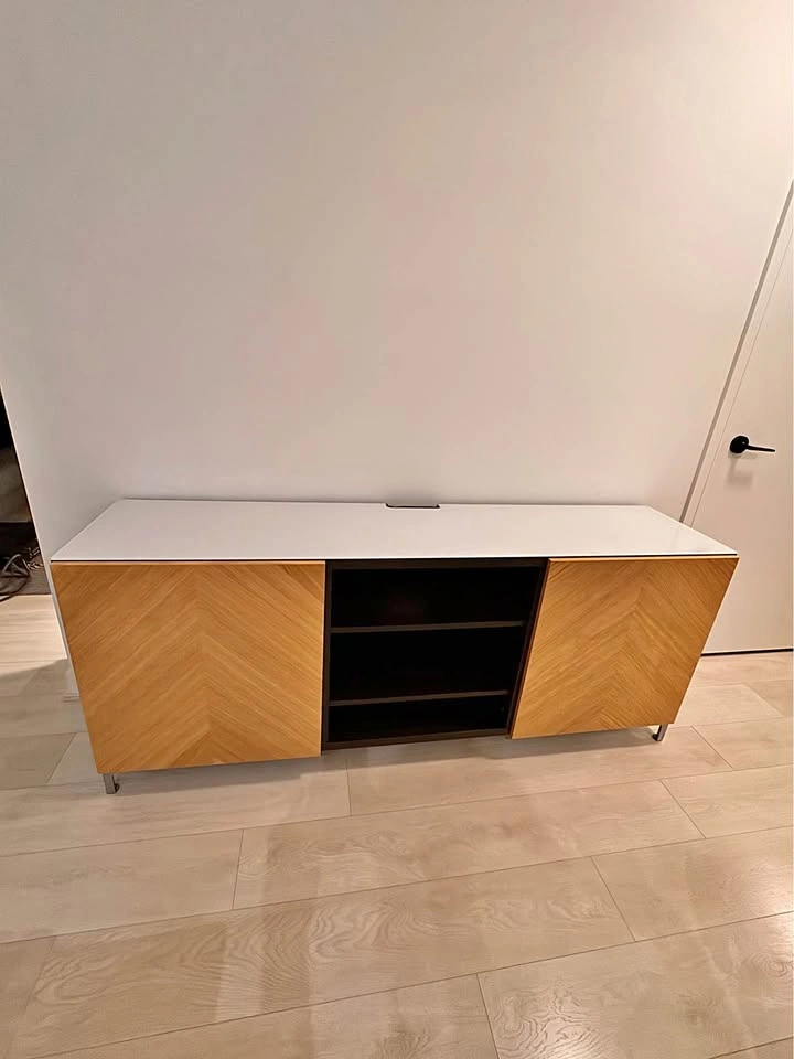 IKEA BESTÅ TV Unit / Media Console – Oak Veneer Doors + Glass To
