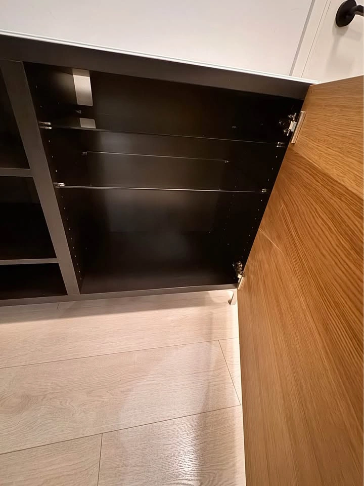 IKEA BESTÅ TV Unit / Media Console – Oak Veneer Doors + Glass To - photo 5