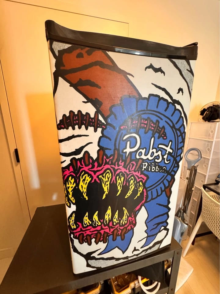 Pabst Blue Ribbon PBR Danby Mini Fridge - photo 2