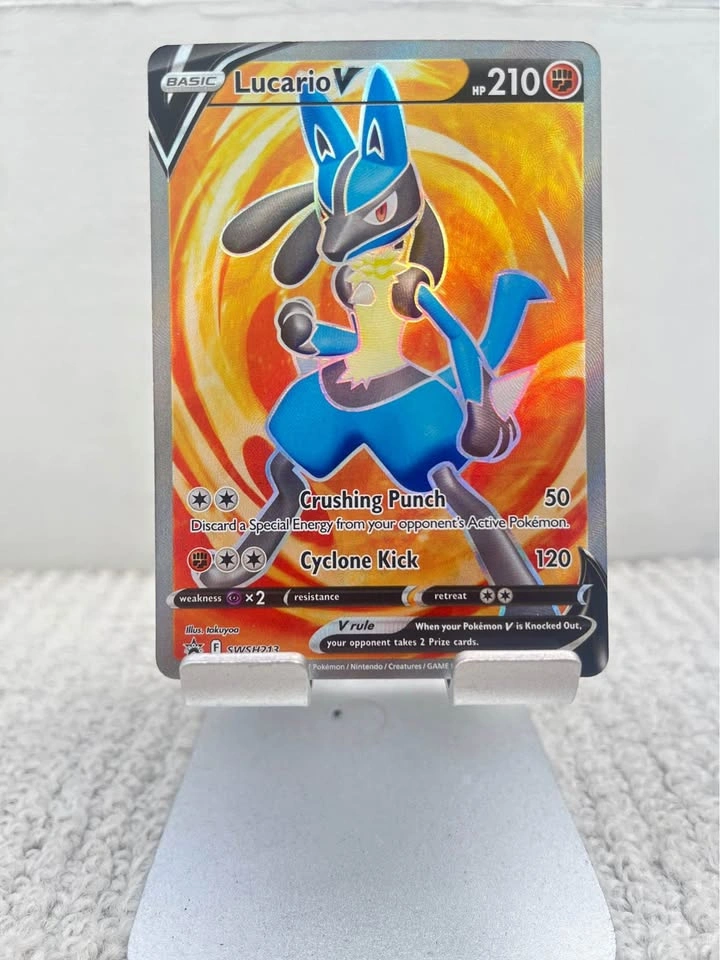 Lucario V Sword & Shield Promo SWSH213 Pokemon Card