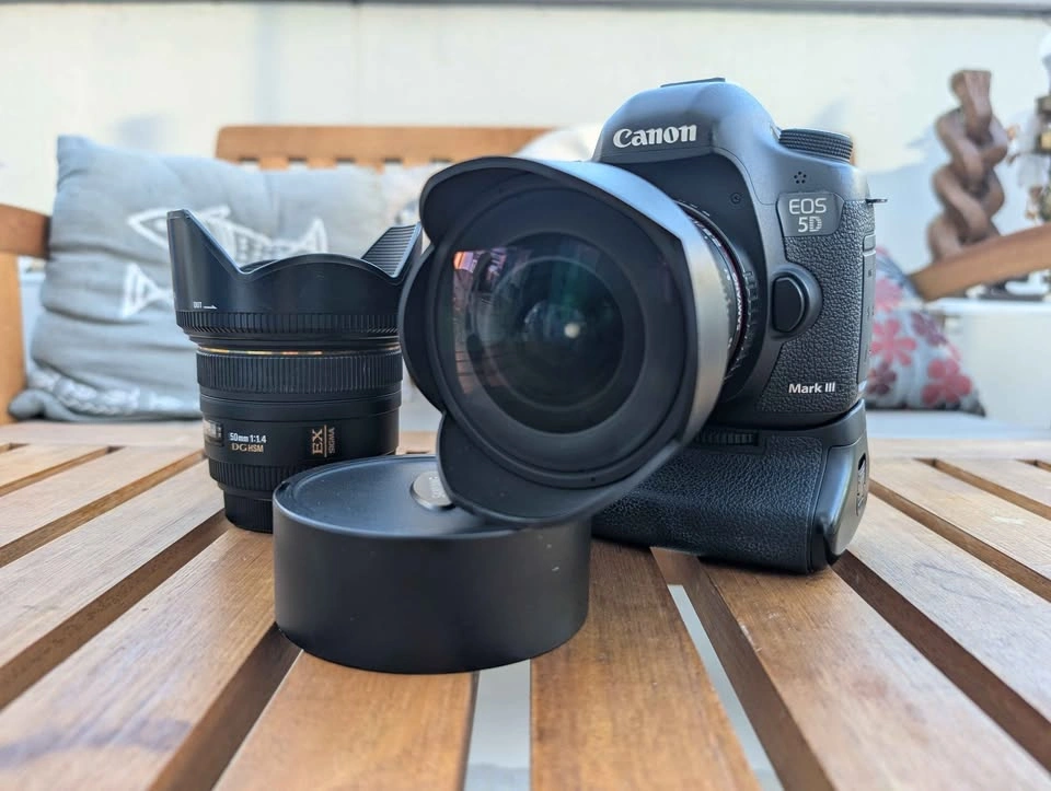 Canon 5D Mark III + 50mm 1.4 + 14mm 2.8 + Flash - photo 2
