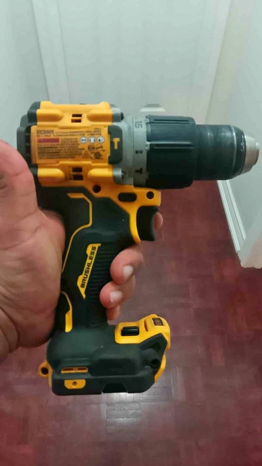 DEWALT 20V MAX XR Brushless Hammer Drill DCD805