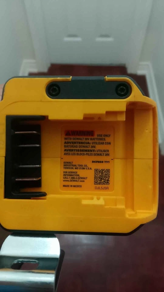 DEWALT DCF850 20V Brushless Impact Driver - photo 2