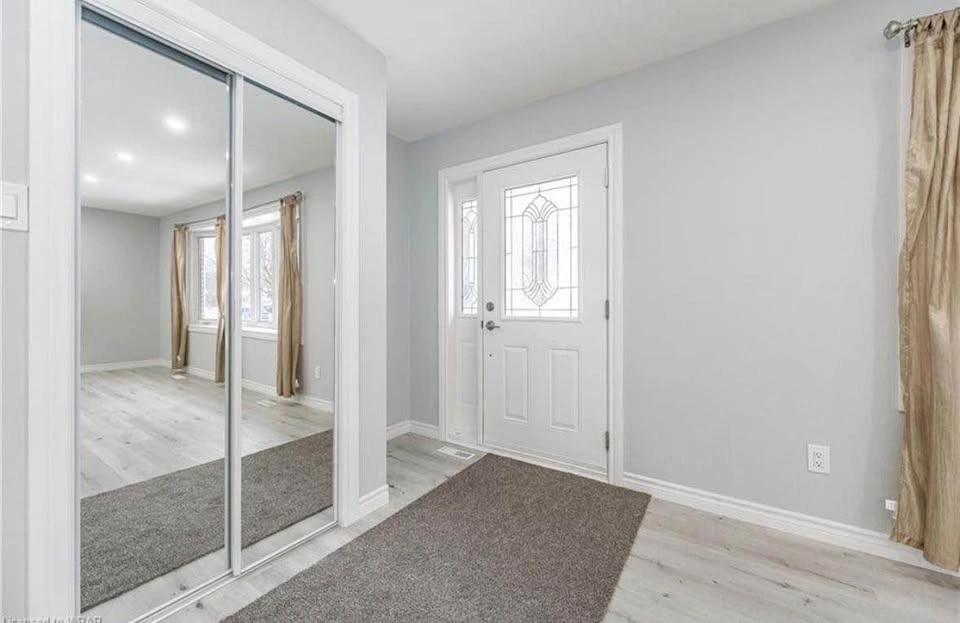 3 Beds 1.5 Baths - House - photo 4
