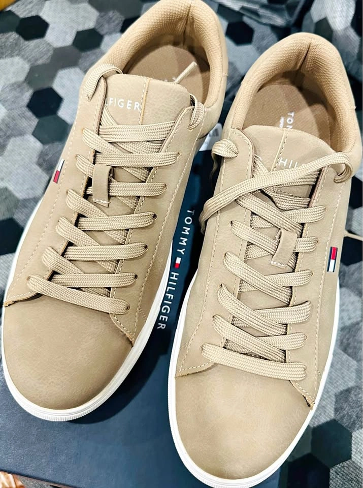 Tommy Hilfiger Men’s Tmbrecon Sneaker