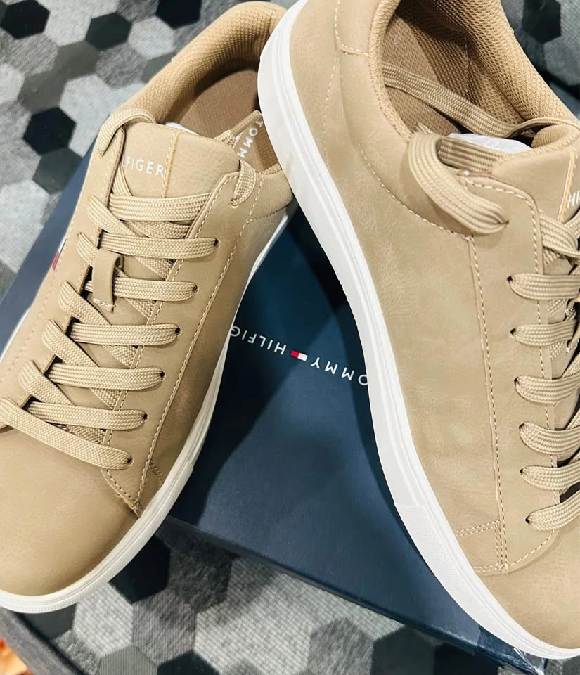 Tommy Hilfiger Men’s Tmbrecon Sneaker - photo 2
