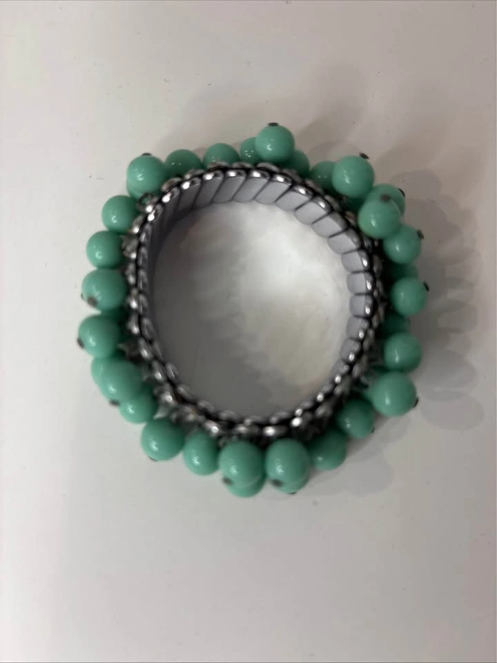 Vintage Mint Green Beaded Stretch Bracelet - photo 3