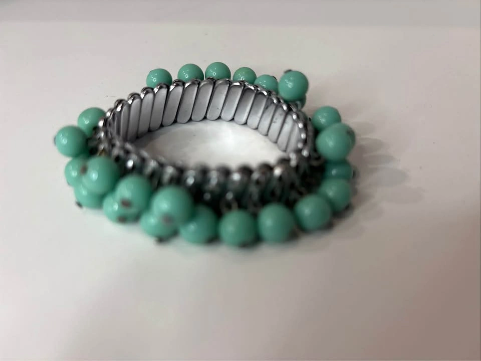 Vintage Mint Green Beaded Stretch Bracelet - photo 5