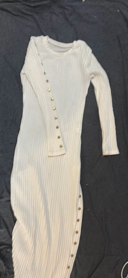65+ Pieces of Women's Clothing - photo 3