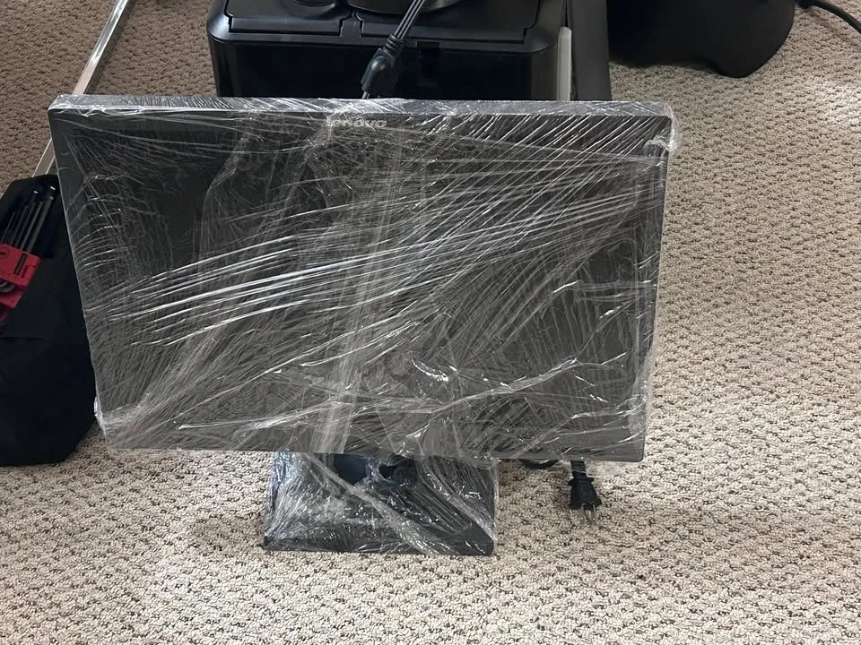 monitors and tv - photo 2