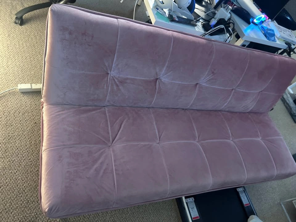 pink velvet sofa - photo 2