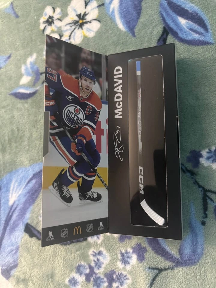 McDonald's NHL Star Sticks Connor McDavid - photo 2