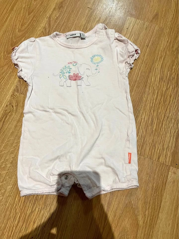 Vintage Babygirl onsie