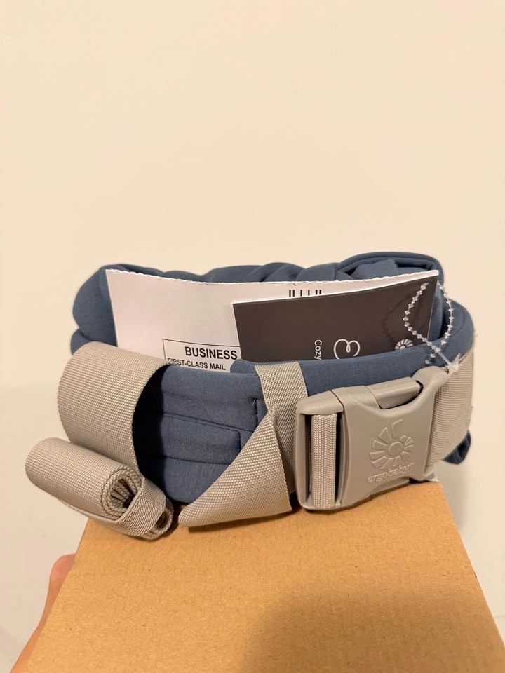 Ergobaby Embrace Carrier - photo 2
