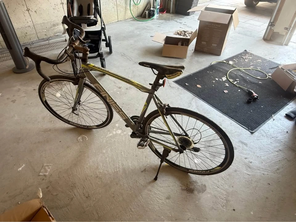Finiss Road-718 Road Bike - photo 2